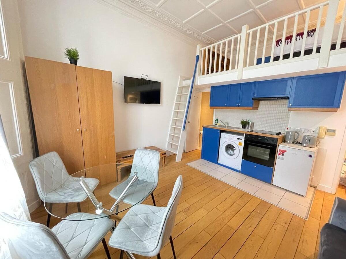 Portobello Road Artistic Studios 'Budget' London Rom bilde