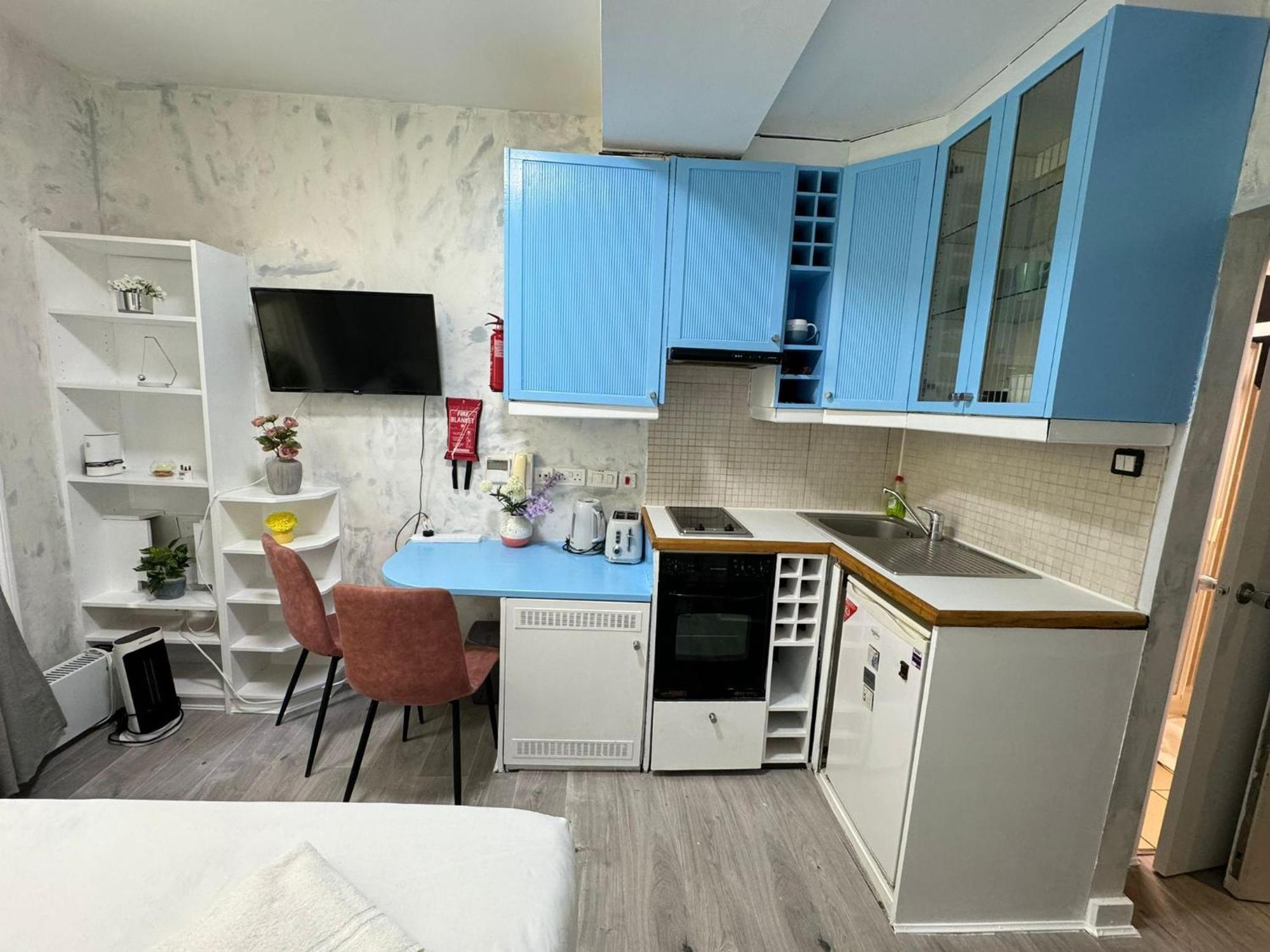 Portobello Road Artistic Studios 'Budget' London Rom bilde