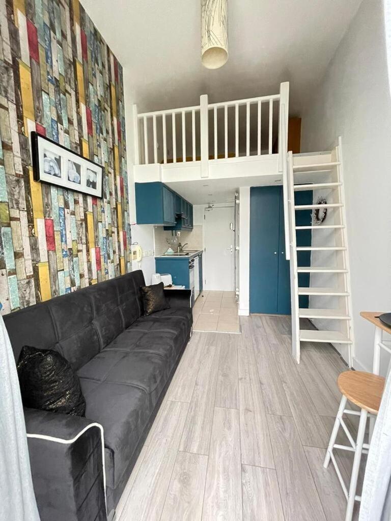 Portobello Road Artistic Studios 'Budget' London Rom bilde