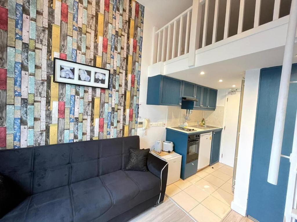Portobello Road Artistic Studios 'Budget' London Rom bilde