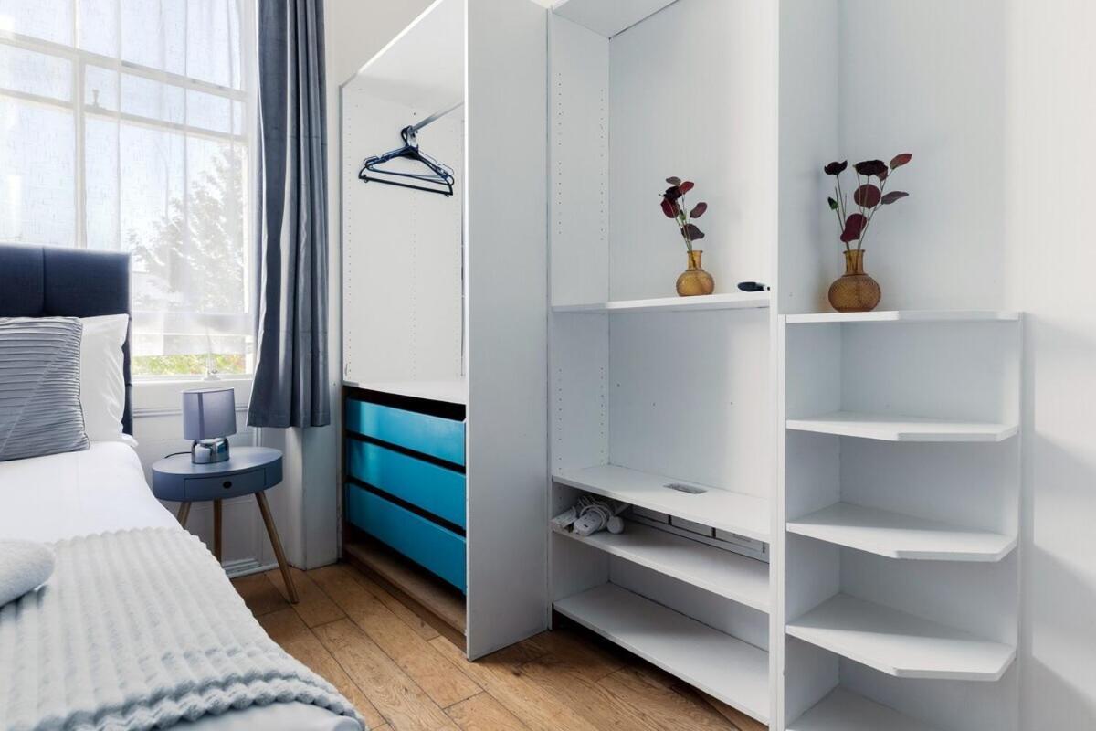Portobello Road Artistic Studios 'Budget' London Rom bilde