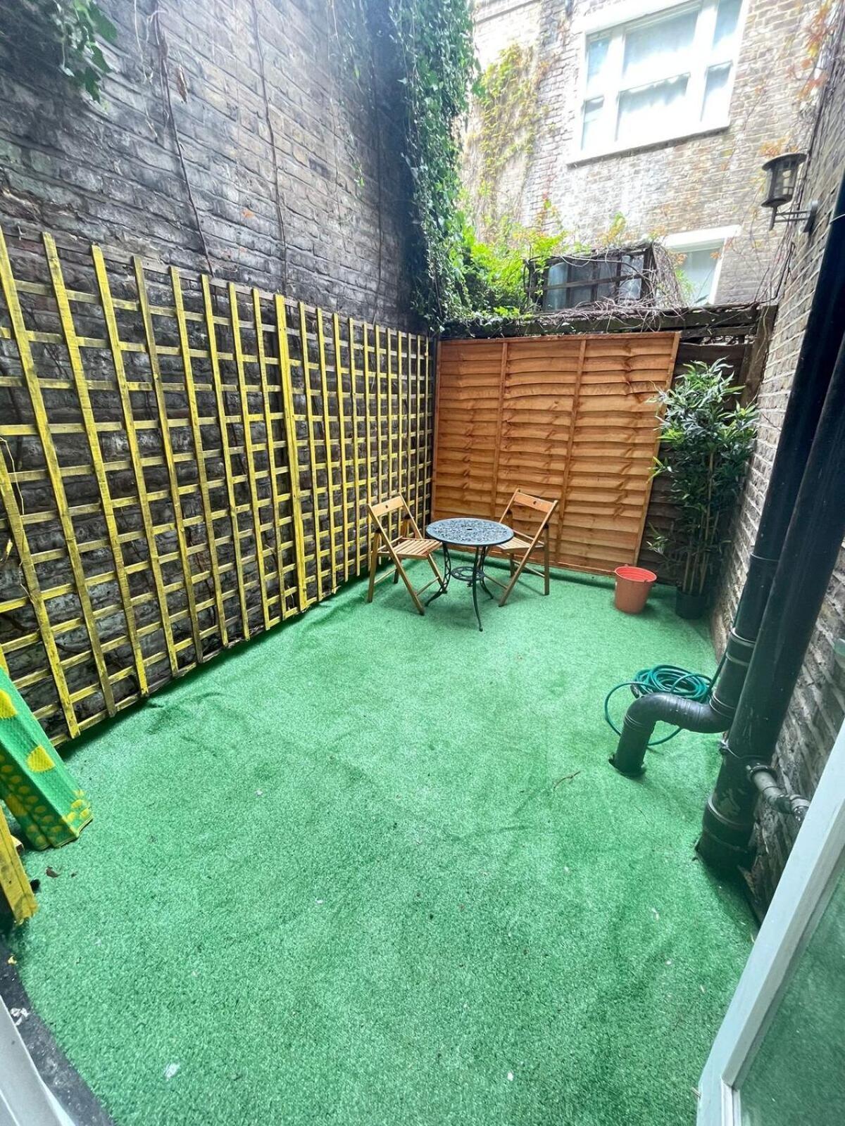 Portobello Road Artistic Studios 'Budget' London Rom bilde