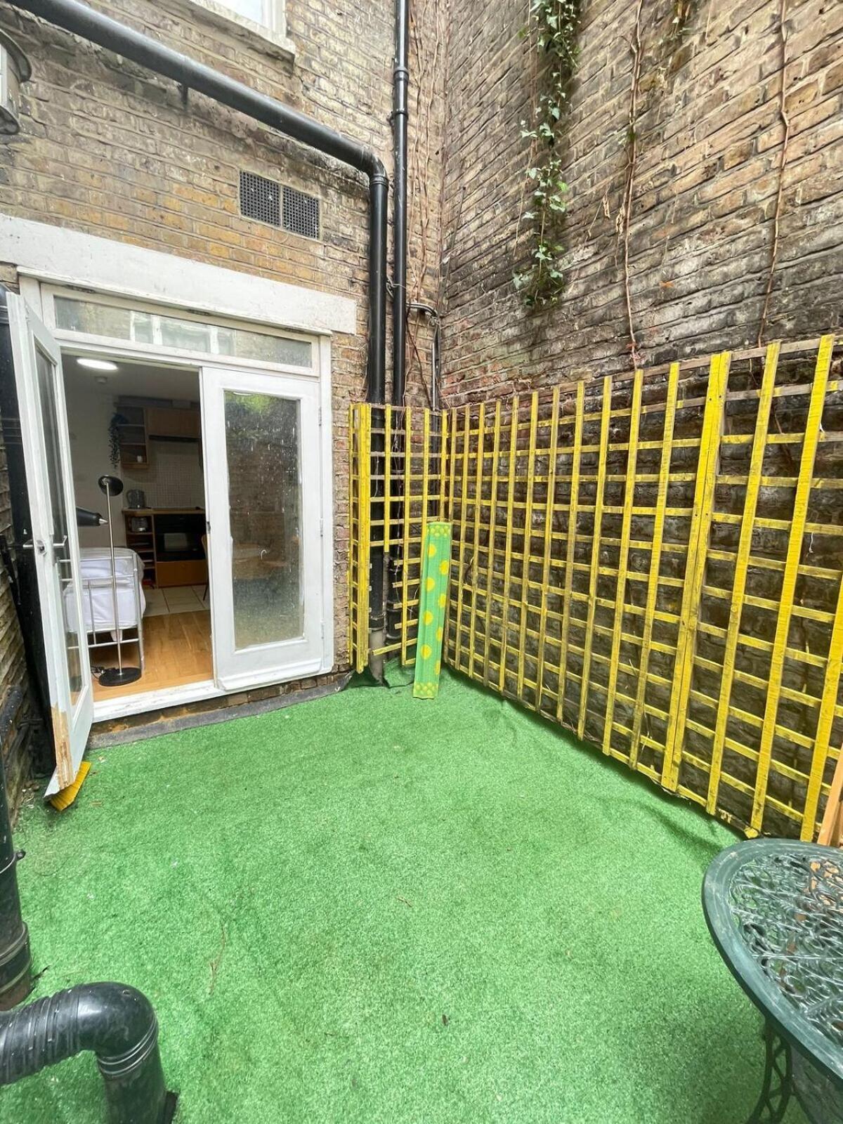 Portobello Road Artistic Studios 'Budget' London Rom bilde